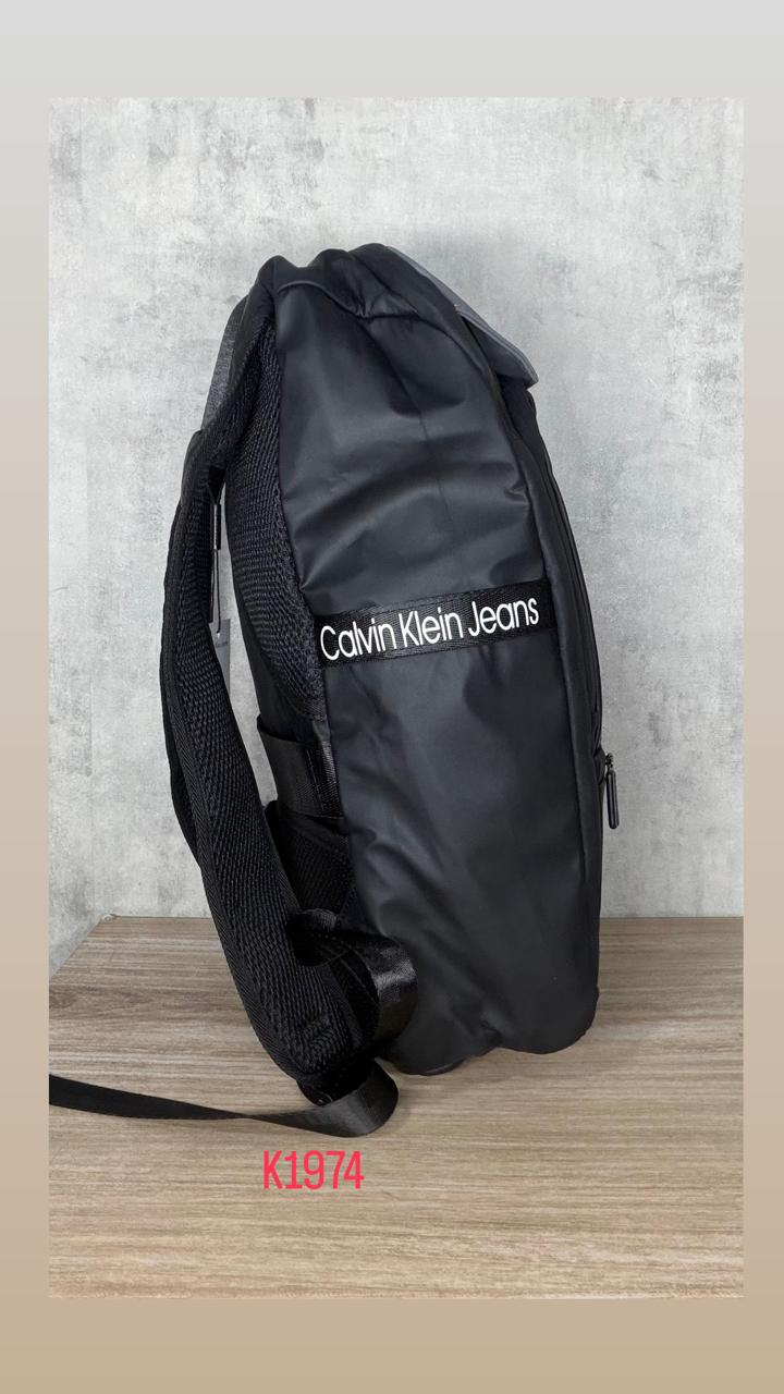 Morral Calvin Klein K1974